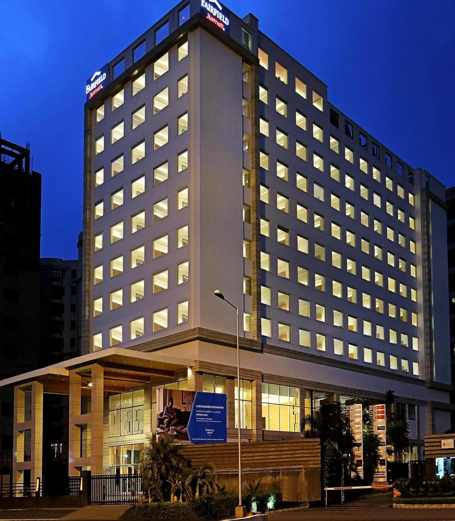 Отель Fairfield By Marriott Лакхнау Экстерьер фото